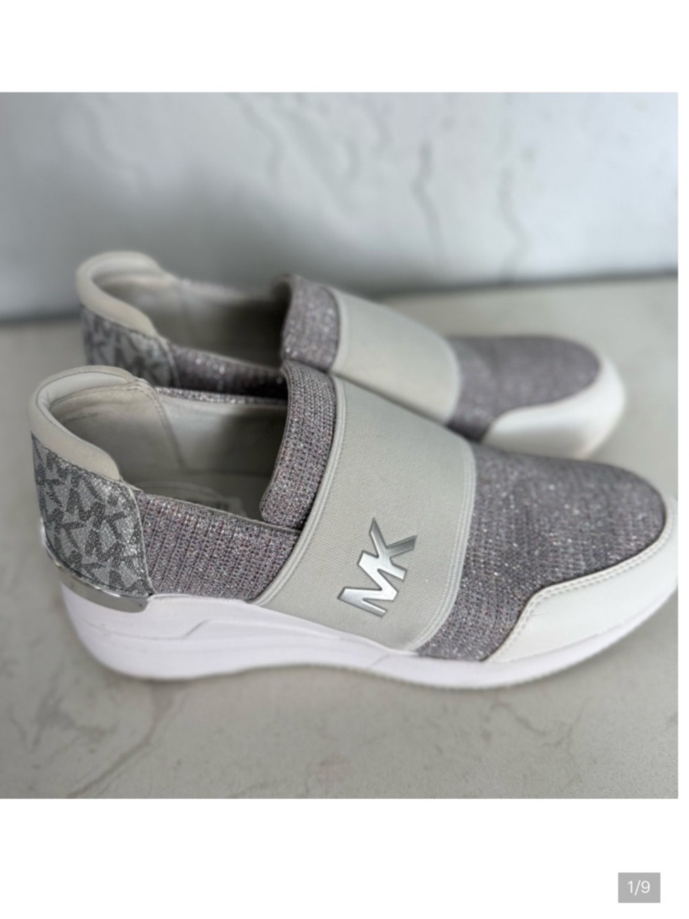 Michael Kors Women's White and Silver Slip-On Sneakers size 6.5